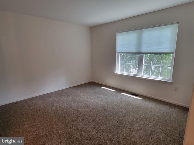 5603 CONSTITUTION CT, North Wales, PA 19454