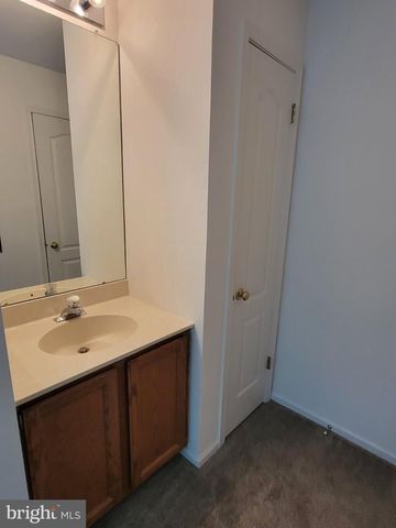 5603 CONSTITUTION CT, North Wales, PA 19454