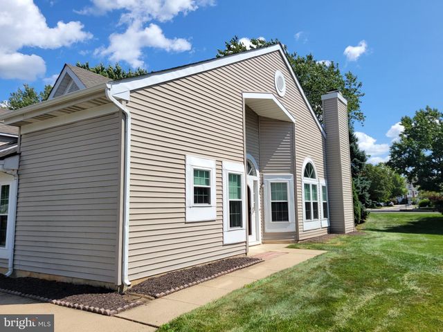 5603 CONSTITUTION CT, North Wales, PA 19454
