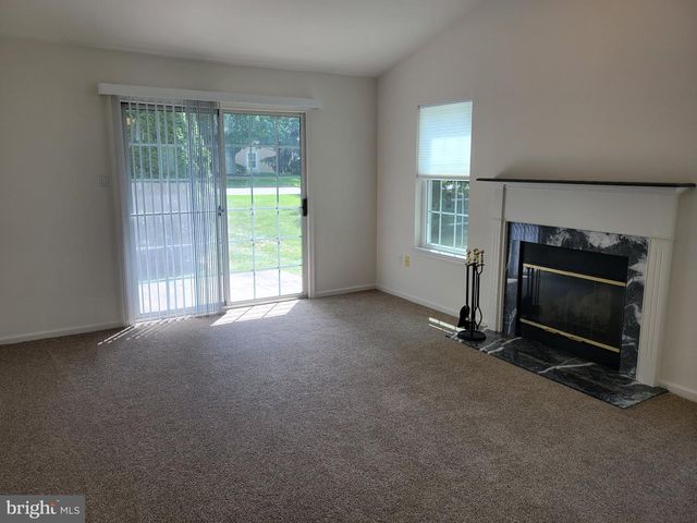 5603 CONSTITUTION CT, North Wales, PA 19454