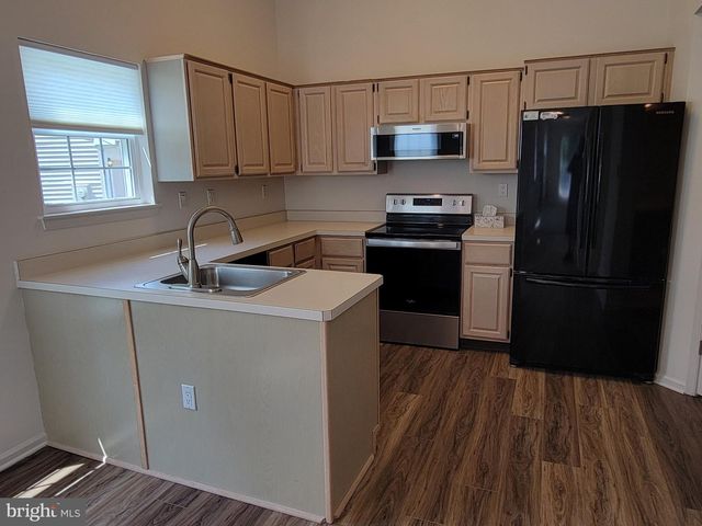 5603 CONSTITUTION CT, North Wales, PA 19454
