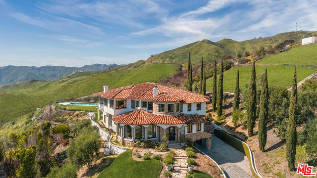 16875 Calle De Sarah, Pacific Palisades (los Angeles), CA 90272