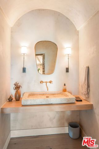 16875 Calle De Sarah, Pacific Palisades (los Angeles), CA 90272