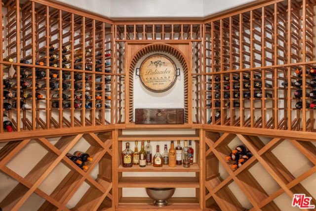 16875 Calle De Sarah, Pacific Palisades (los Angeles), CA 90272