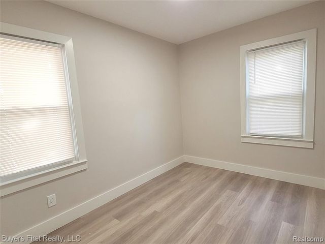 22772 Brittany Avenue, Eastpointe, MI 48021