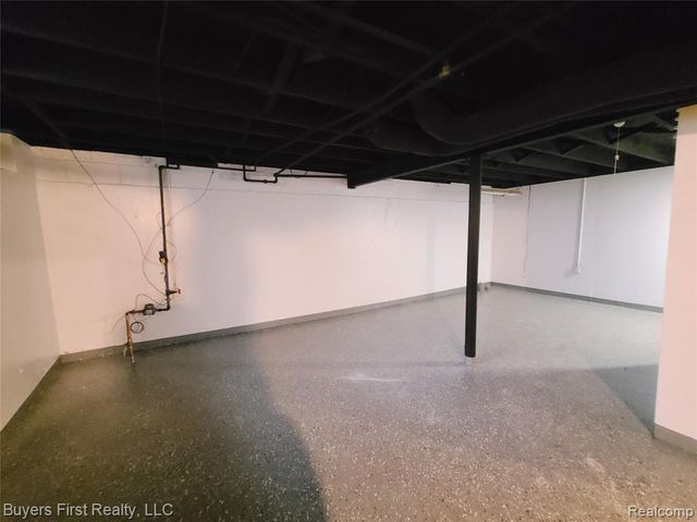 22772 Brittany Avenue, Eastpointe, MI 48021