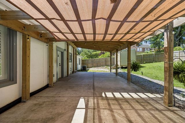 103 S Germantown Road, Chattanooga, TN 37411