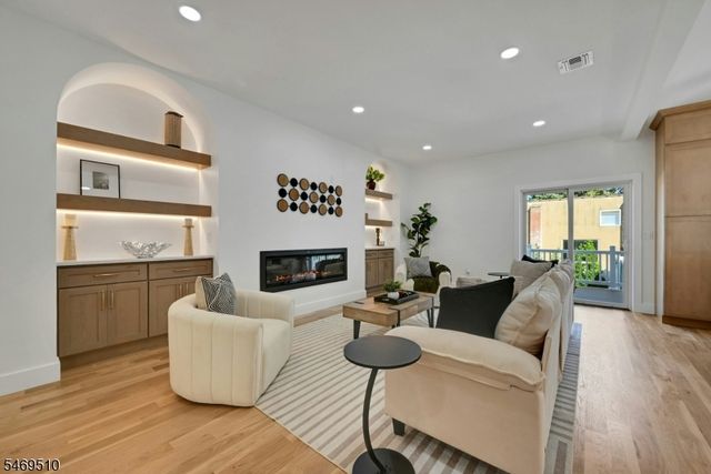 188 Fairview Ave, Rutherford Boro, NJ 07070