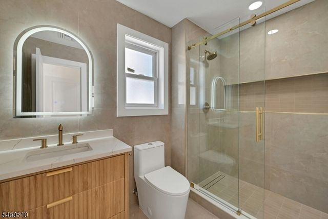 188 Fairview Ave, Rutherford Boro, NJ 07070