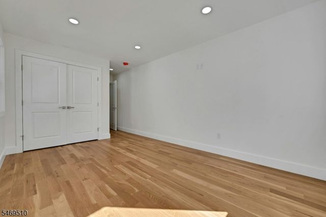 188 Fairview Ave, Rutherford Boro, NJ 07070