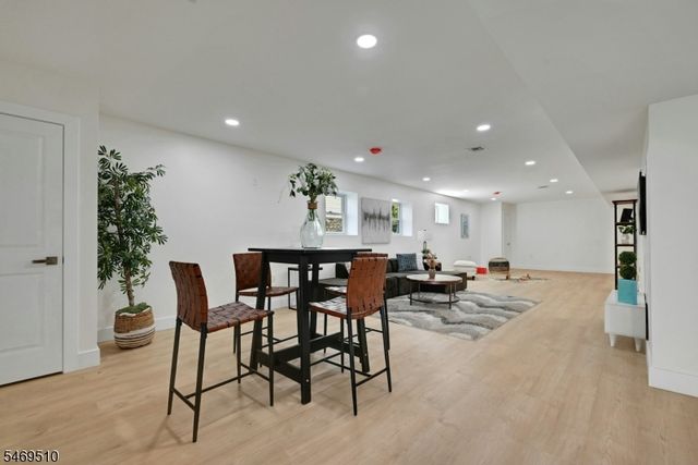 188 Fairview Ave, Rutherford Boro, NJ 07070