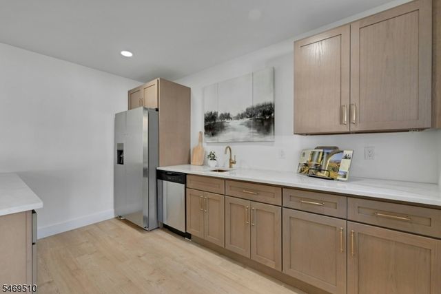 188 Fairview Ave, Rutherford Boro, NJ 07070
