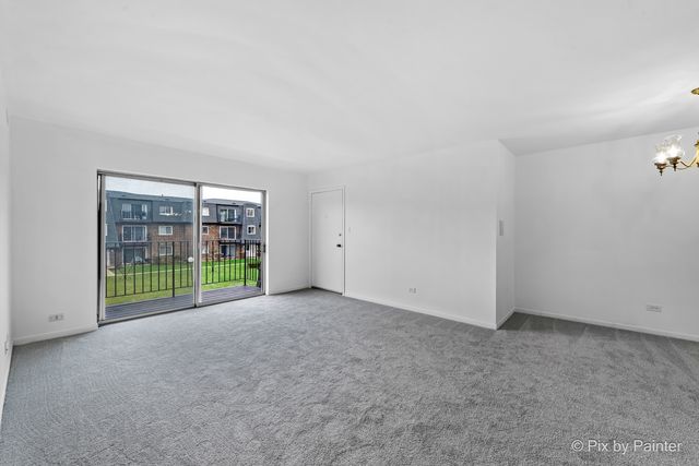 9407 Bay Colony Drive 2W, Des Plaines, IL 60016