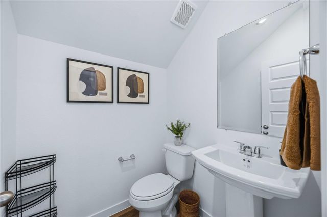 956 Green Vines Lane, Houston, TX 77091