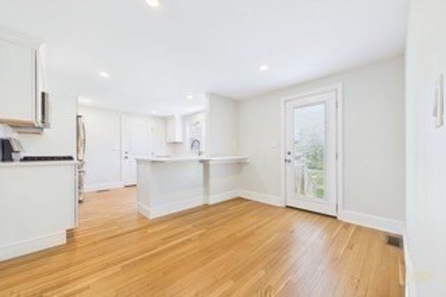 13 Hammond Street, Marion, MA 02739