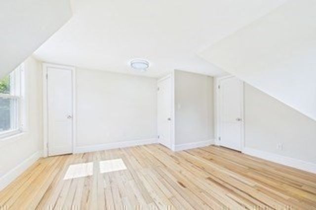 13 Hammond Street, Marion, MA 02739
