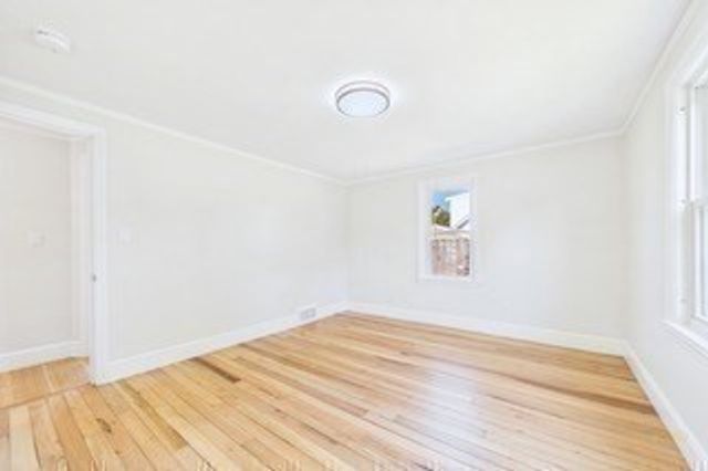 13 Hammond Street, Marion, MA 02739