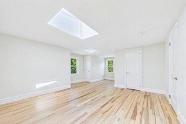 13 Hammond Street, Marion, MA 02739