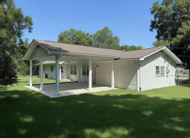 1405 E 16th ST E, Georgetown, TX 78626