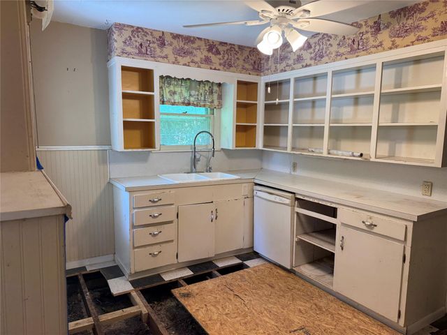 1405 E 16th ST E, Georgetown, TX 78626