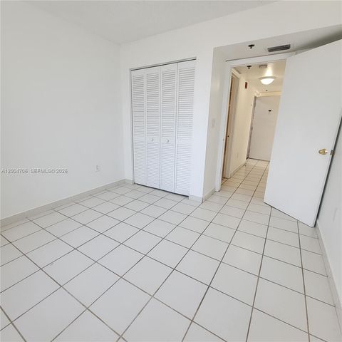 7601 Dickens Ave 402, Miami Beach, FL 33141