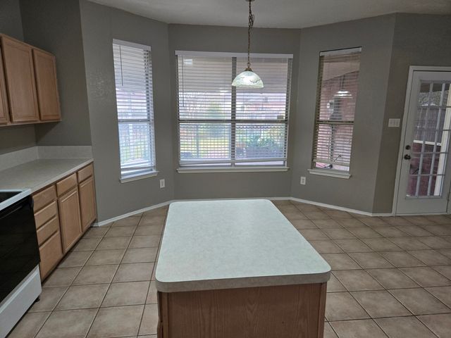 436 Orchard Hill Drive, Cedar Hill, TX 75104