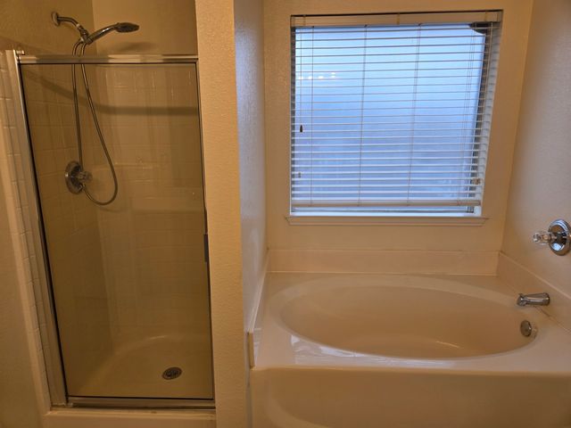 436 Orchard Hill Drive, Cedar Hill, TX 75104