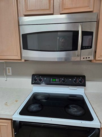 436 Orchard Hill Drive, Cedar Hill, TX 75104