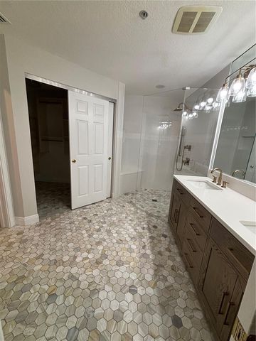 6536 MOORINGS POINT CIRCLE 101, Lakewood Ranch, FL 34202