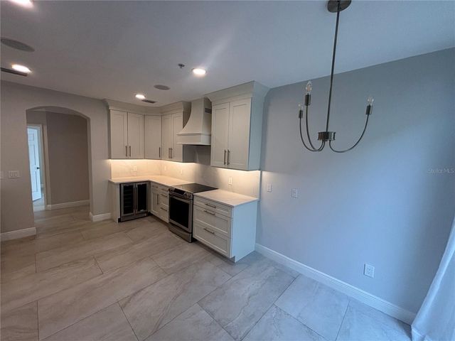 6536 MOORINGS POINT CIRCLE 101, Lakewood Ranch, FL 34202
