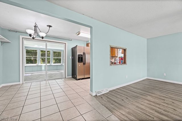 6410 Westmore Street, Louisville, OH 44641