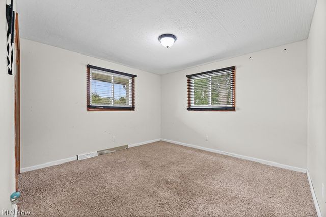 6410 Westmore Street, Louisville, OH 44641