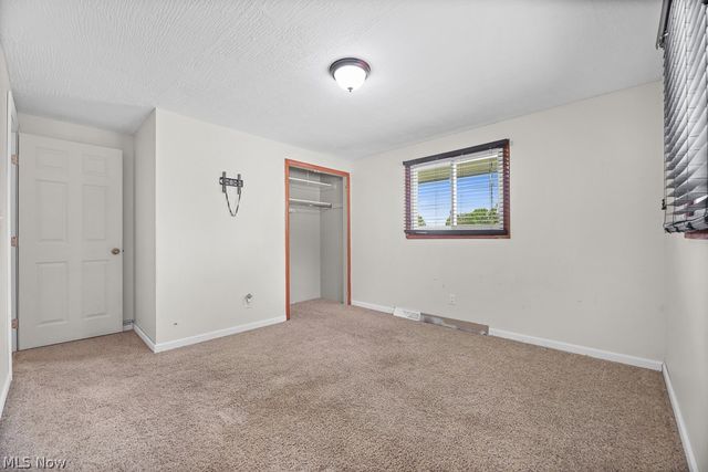 6410 Westmore Street, Louisville, OH 44641