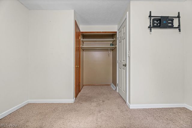 6410 Westmore Street, Louisville, OH 44641