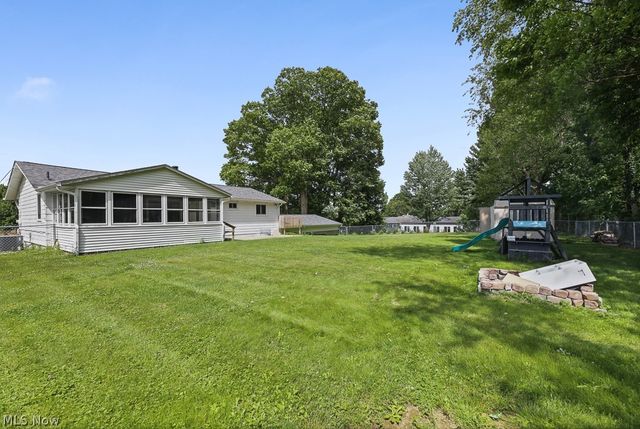 6410 Westmore Street, Louisville, OH 44641