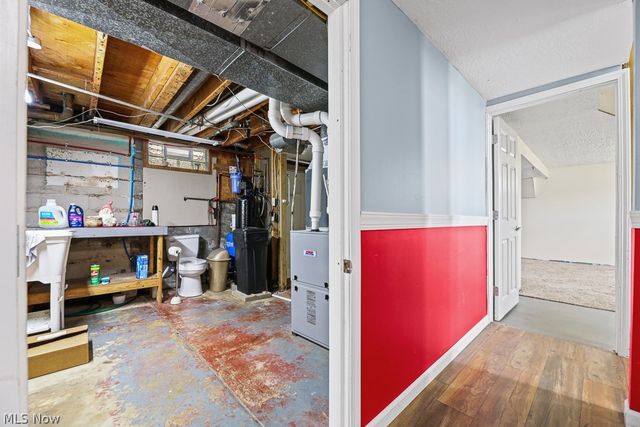 6410 Westmore Street, Louisville, OH 44641