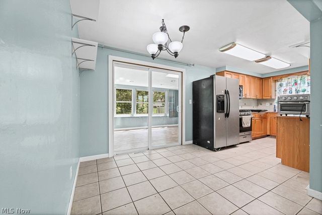 6410 Westmore Street, Louisville, OH 44641