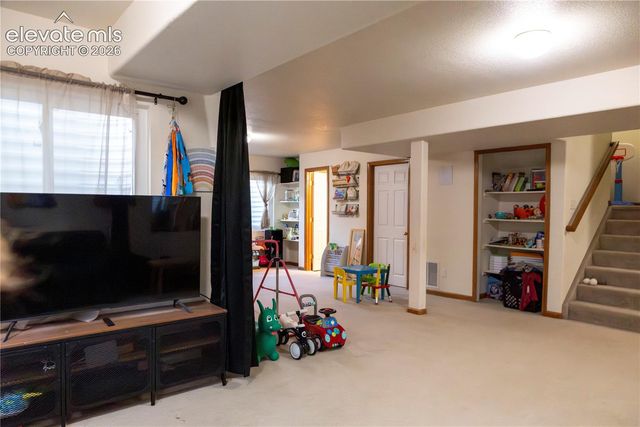 7406 Waterside Drive, Colorado Springs, CO 80925