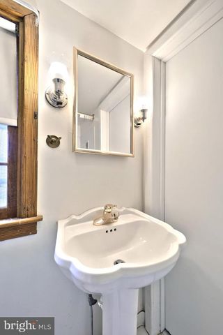 1949 N SHERMAN ST, York, PA 17406