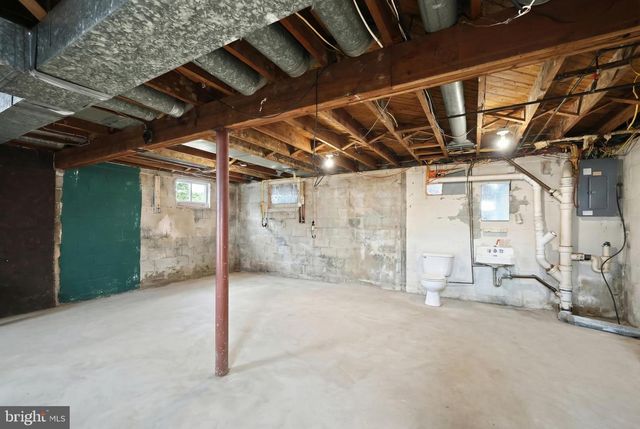 1949 N SHERMAN ST, York, PA 17406