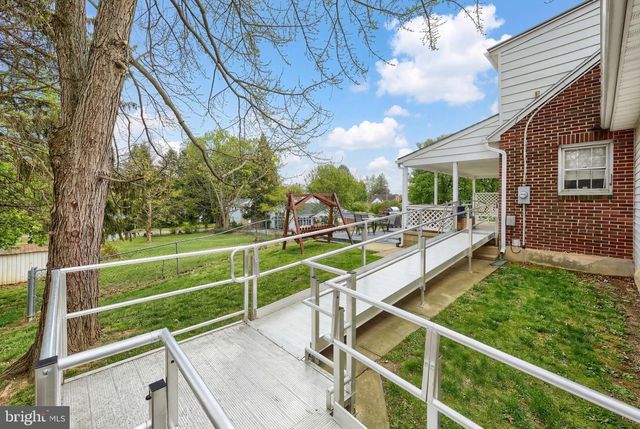 1949 N SHERMAN ST, York, PA 17406