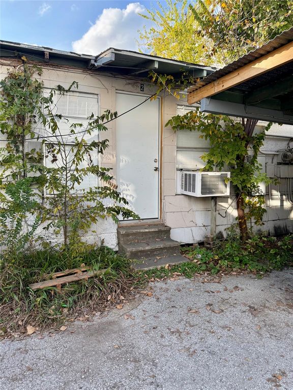 1526 Yale Street 2, Houston, TX 77008