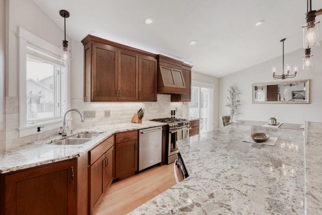 3298 139th Lane NW, Andover, MN 55304