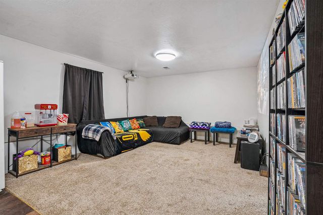 68 Sunny Hill Dr Drive, Orion, IL 61273