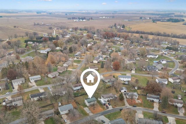 68 Sunny Hill Dr Drive, Orion, IL 61273