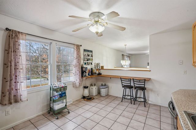 68 Sunny Hill Dr Drive, Orion, IL 61273