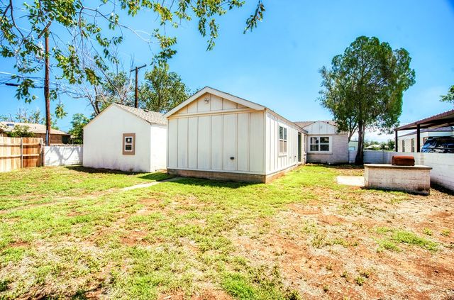 1421 N Kelly Ave, Odessa, TX 79763