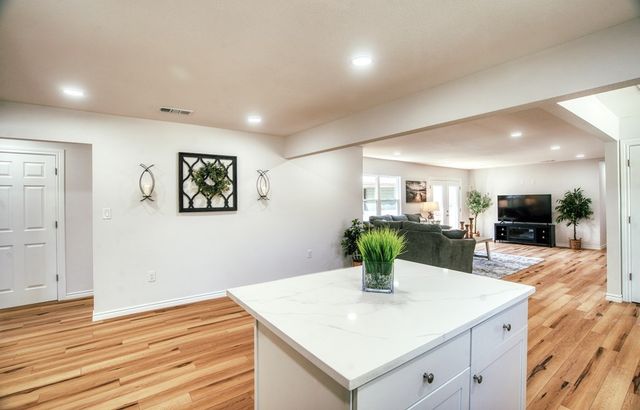 1421 N Kelly Ave, Odessa, TX 79763