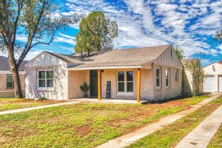 1421 N Kelly Ave, Odessa, TX 79763