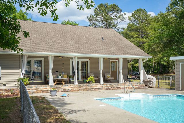 793 Flowing Well Road, Wagener, SC 29164